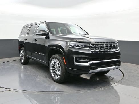 Used 2023 Jeep Grand Wagoneer Series II w/ Flexible Seating Group AWD/4WD image 11