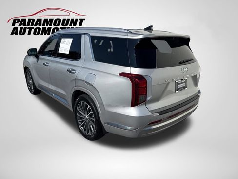 Used 2023 Hyundai Palisade Calligraphy w/ Cargo Package FWD image 5