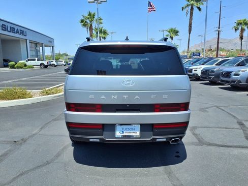 Used 2025 Hyundai Santa Fe SEL FWD image 11