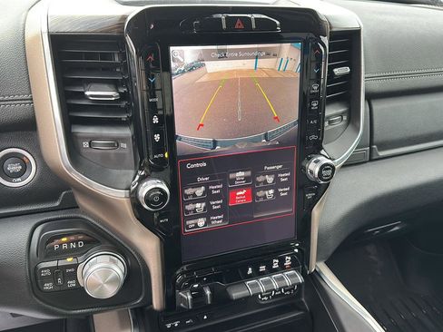 Used 2019 RAM 1500 Laramie image 33