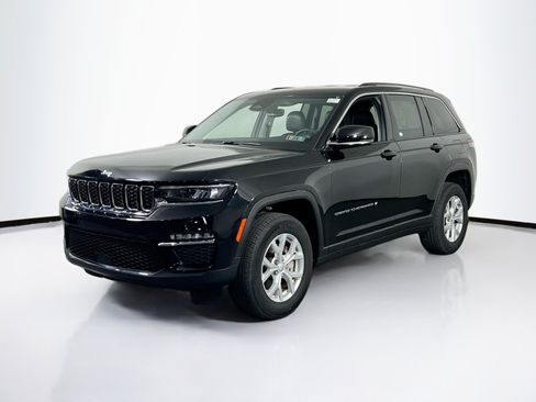 Used 2023 Jeep Grand Cherokee Limited AWD/4WD image 1