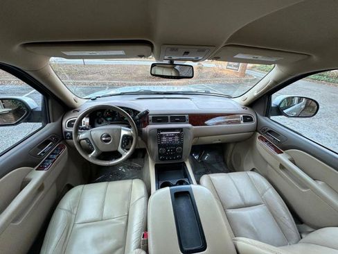 Used 2012 GMC Yukon SLT w/ SLT-2 Equipment Package image 38