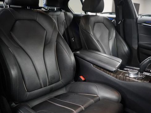 Used 2020 BMW 540i w/ Convenience Package RWD image 24
