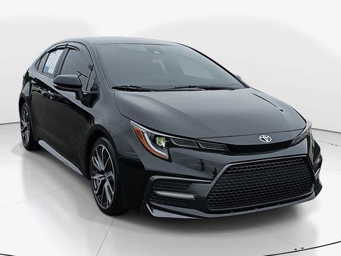 Used 2021 Toyota Corolla SE FWD image 2