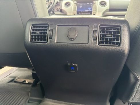 Used 2021 Toyota Tundra SR5 w/ SR5 Upgrade Package image 29