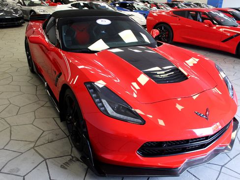 Used 2016 Chevrolet Corvette Stingray Convertible w/ 3LT Preferred Equipment Group image 29