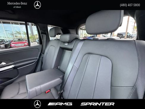 Certified 2023 Mercedes-Benz GLB 250 image 23