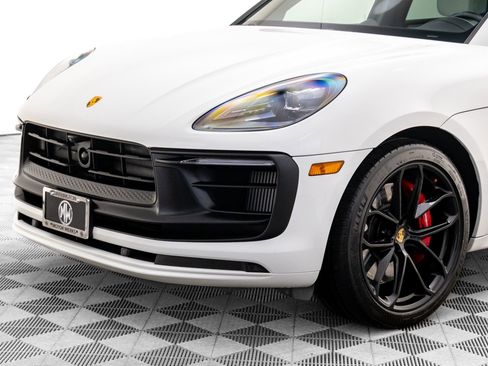 Certified 2024 Porsche Macan GTS image 37