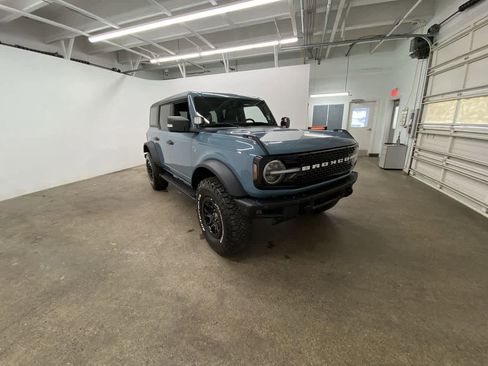 Used 2022 Ford Bronco Wildtrak image 8