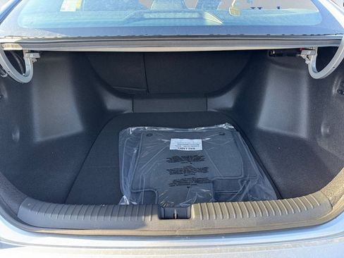 Used 2025 Honda Accord SE image 8