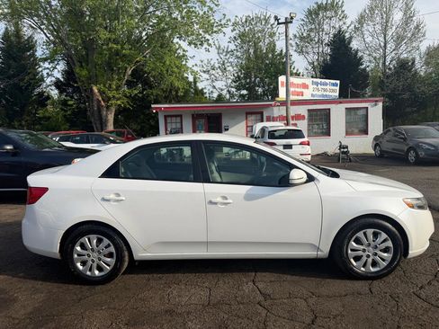 Used 2012 Kia Forte EX image 4