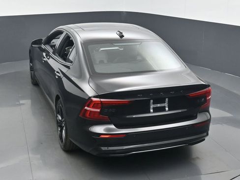 Used 2024 Volvo S60 B5 Plus w/ Climate Package AWD/4WD image 18