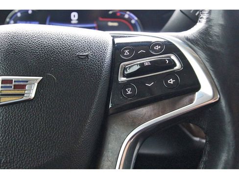 Used 2020 Cadillac Escalade ESV Luxury AWD/4WD image 17