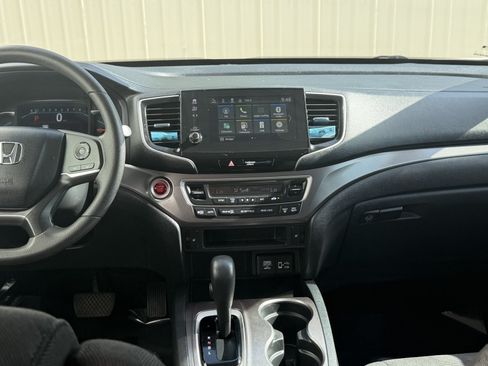 Used 2020 Honda Pilot EX image 22