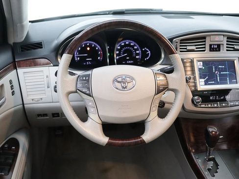 Used 2011 Toyota Avalon Limited FWD image 12