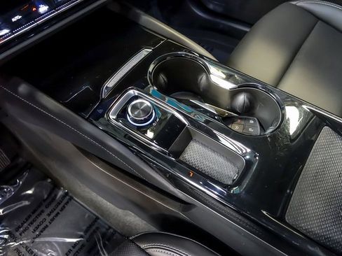 Used 2025 Buick Envision Preferred image 26