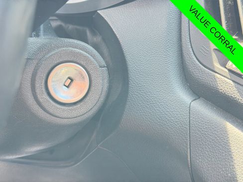 Used 2017 Chevrolet Equinox Premier w/ Enhanced Convenience Package AWD/4WD image 24