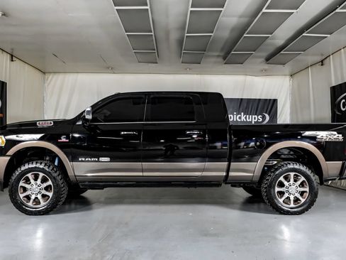 Used 2020 RAM 2500 Limited AWD/4WD image 11