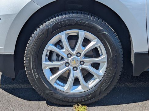 Used 2018 Chevrolet Equinox LS AWD/4WD image 34