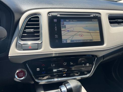 Used 2017 Honda HR-V EX-L image 22
