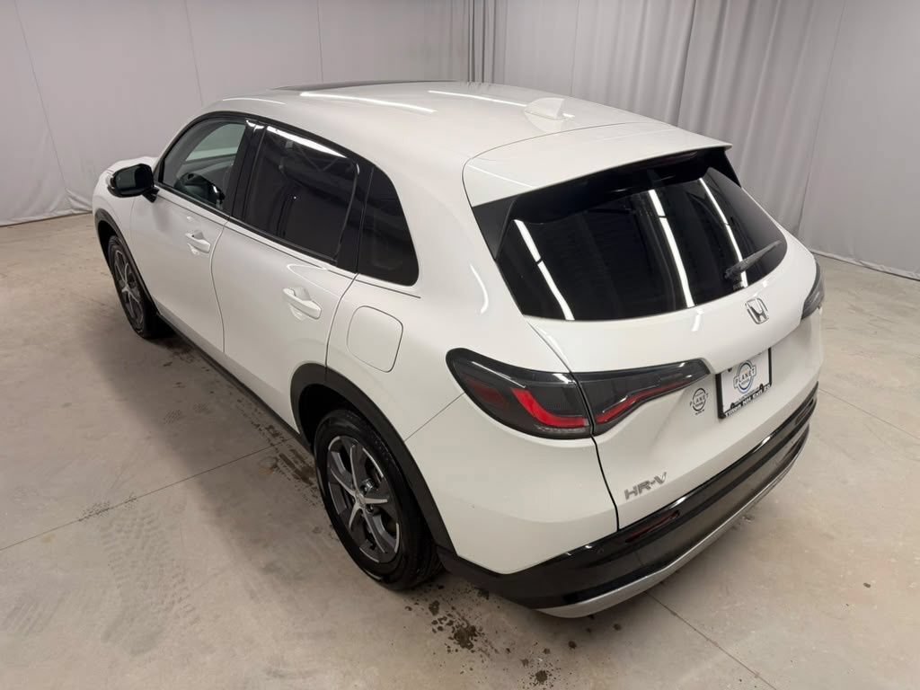 Used 2024 Honda HR-V EX-L image 8