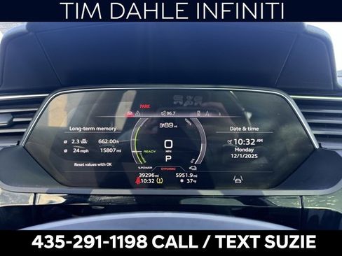 Used 2021 Audi e-tron Premium w/ Convenience Plus Package image 3