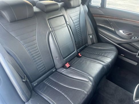 Used 2015 Mercedes-Benz S 550 4MATIC Sedan w/ Sport Package image 29