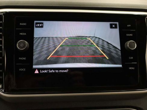 Used 2023 Volkswagen Atlas Cross Sport SE image 11