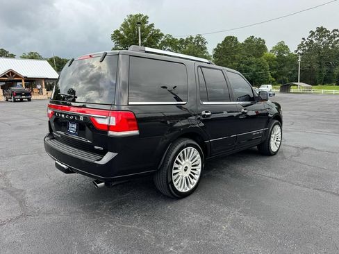 Used 2015 Lincoln Navigator 4WD image 6
