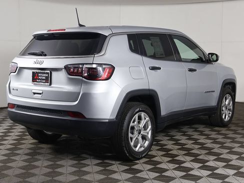 Used 2025 Jeep Compass Sport AWD/4WD image 8