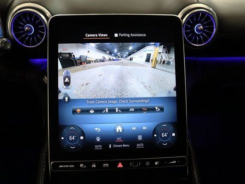 Used 2022 Mercedes-Benz SL 55 AMG 4MATIC w/ Driver Assistance Package image 31