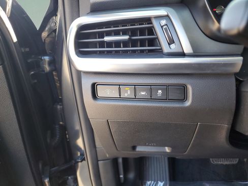 Used 2022 Kia Telluride S image 29