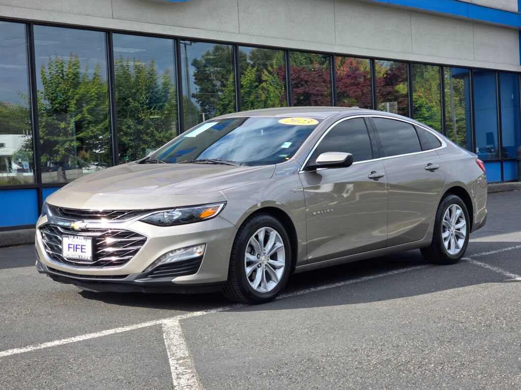 Used 2023 Chevrolet Malibu LT FWD image 1