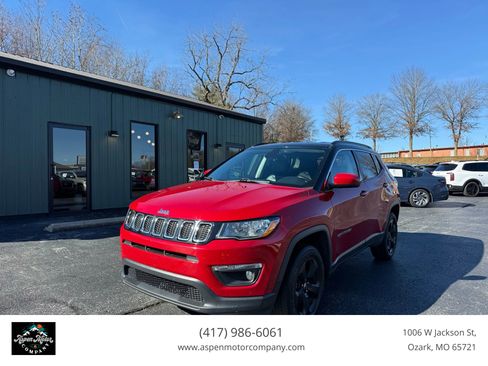 Used 2018 Jeep Compass Latitude w/ Popular Equipment Group image 1