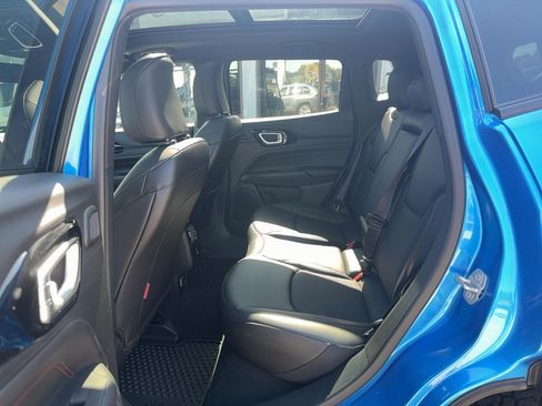 Used 2026 Jeep Compass Trailhawk w/ Sun, Sound & Navigation Group AWD/4WD image 23