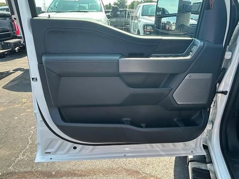New 2025 Ford F150 Lariat w/ Equipment Group 501A Mid image 19