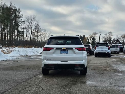 Certified 2023 Chevrolet Traverse Premier AWD/4WD image 6