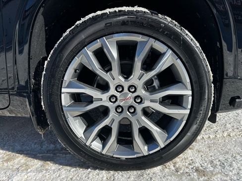 New 2026 GMC Acadia Denali w/ Super Cruise Package image 34