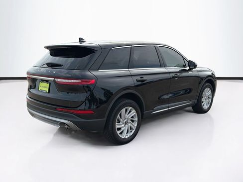 Used 2024 Lincoln Corsair AWD image 5