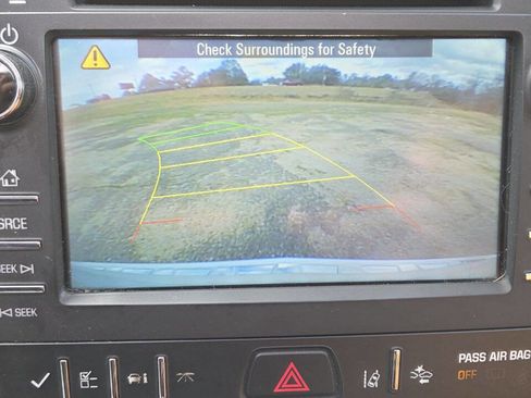 Used 2014 Chevrolet Traverse LTZ image 23