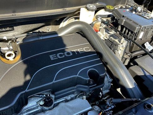 Used 2021 GMC Terrain SLT image 35