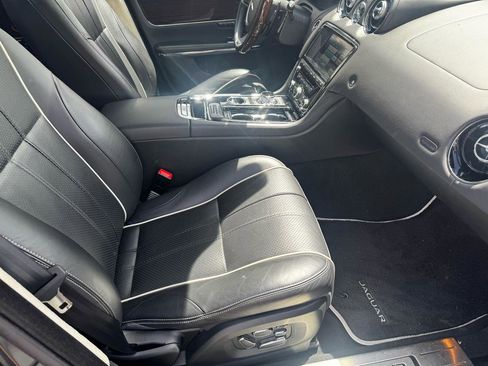 Used 2015 Jaguar XJ L Portfolio AWD/4WD image 41