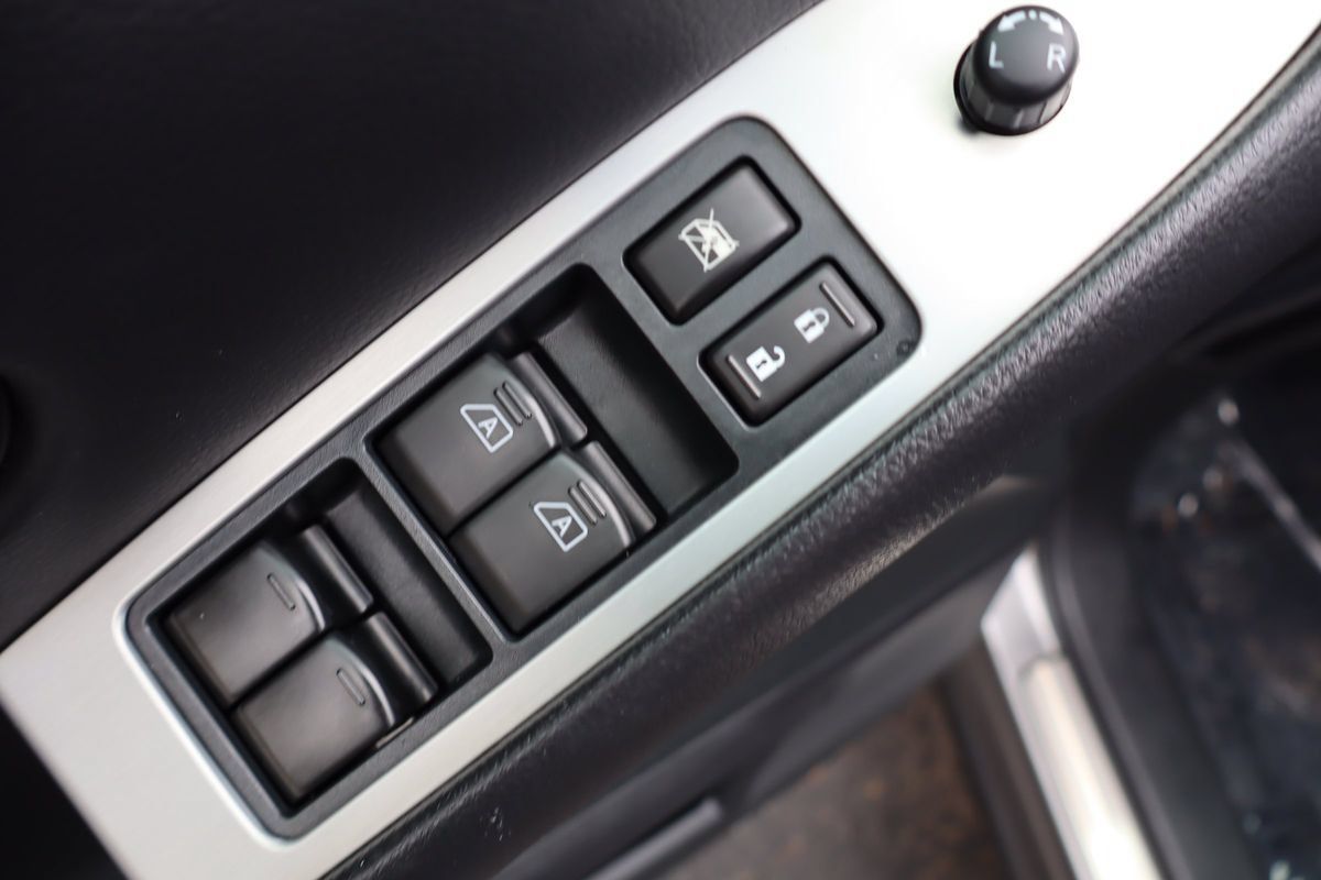 Used 2012 Nissan Murano SL AWD/4WD image 27