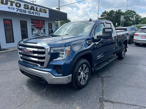Used 2020 GMC Sierra 1500 SLE w/ X31 Off-Road Package AWD/4WD image 2