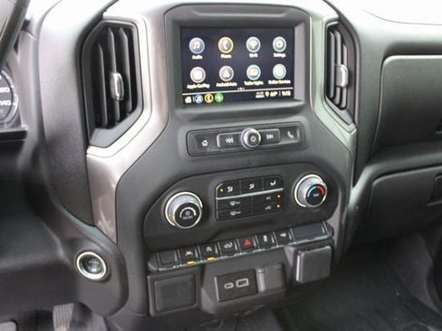 Certified 2025 Chevrolet Silverado 1500 Custom image 6