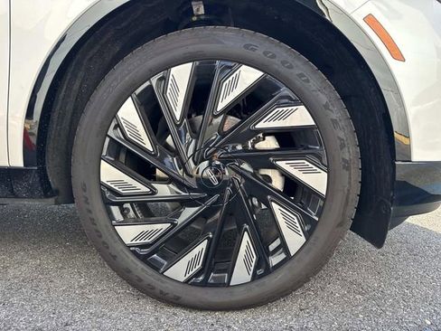 New 2026 Lincoln Nautilus Reserve w/ Jet Appearance Package image 8