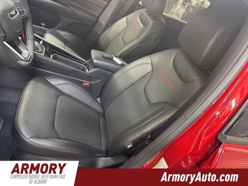 New 2026 Jeep Compass Trailhawk w/ Sun, Sound & Navigation Group image 10