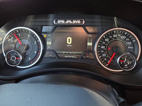 Used 2024 RAM 2500 Laramie image 15