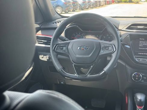 Used 2023 Chevrolet TrailBlazer RS w/ Convenience Package FWD image 24