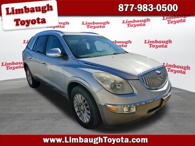 Used 2011 Buick Enclave CXL FWD image 1